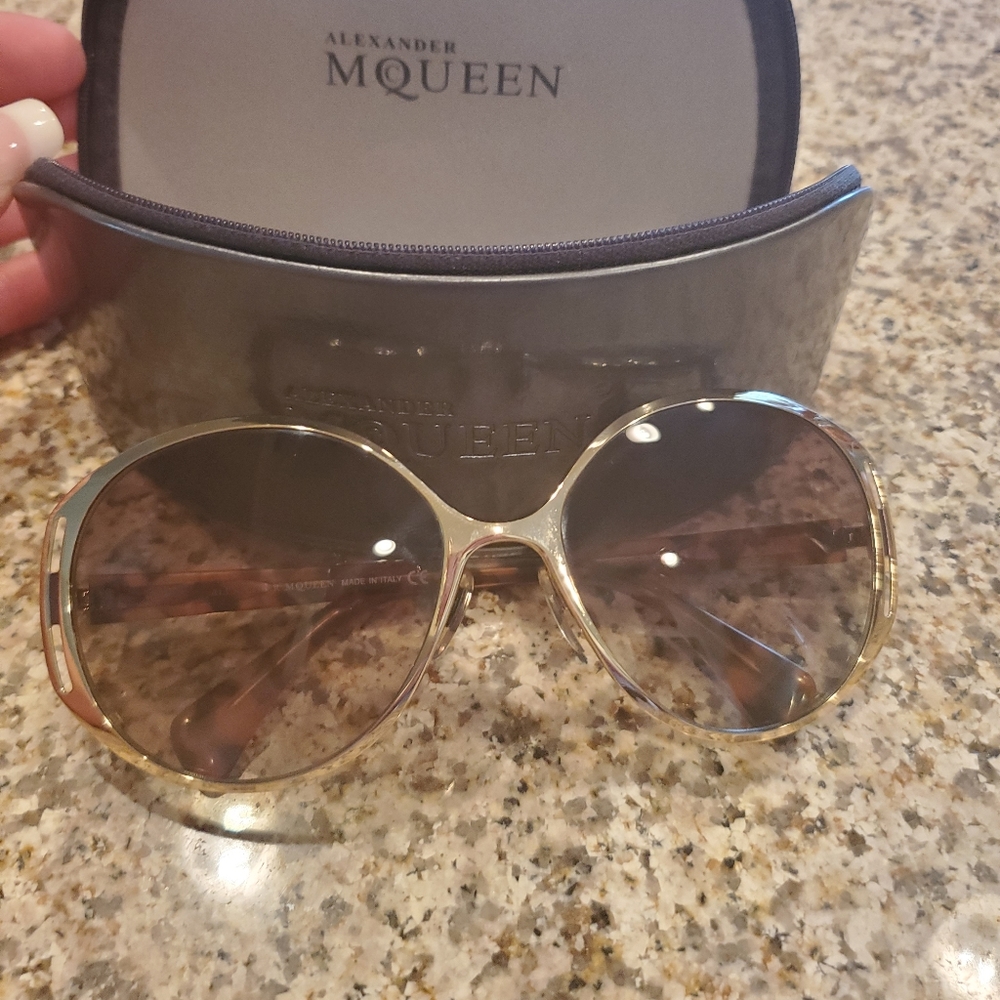 Alexander McQueen Sunglasses